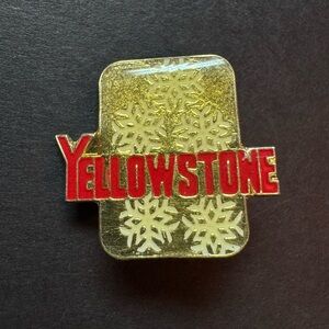 Vintage Yellowstone National Park Hat pin / Lapel / Brooch | Snowflake